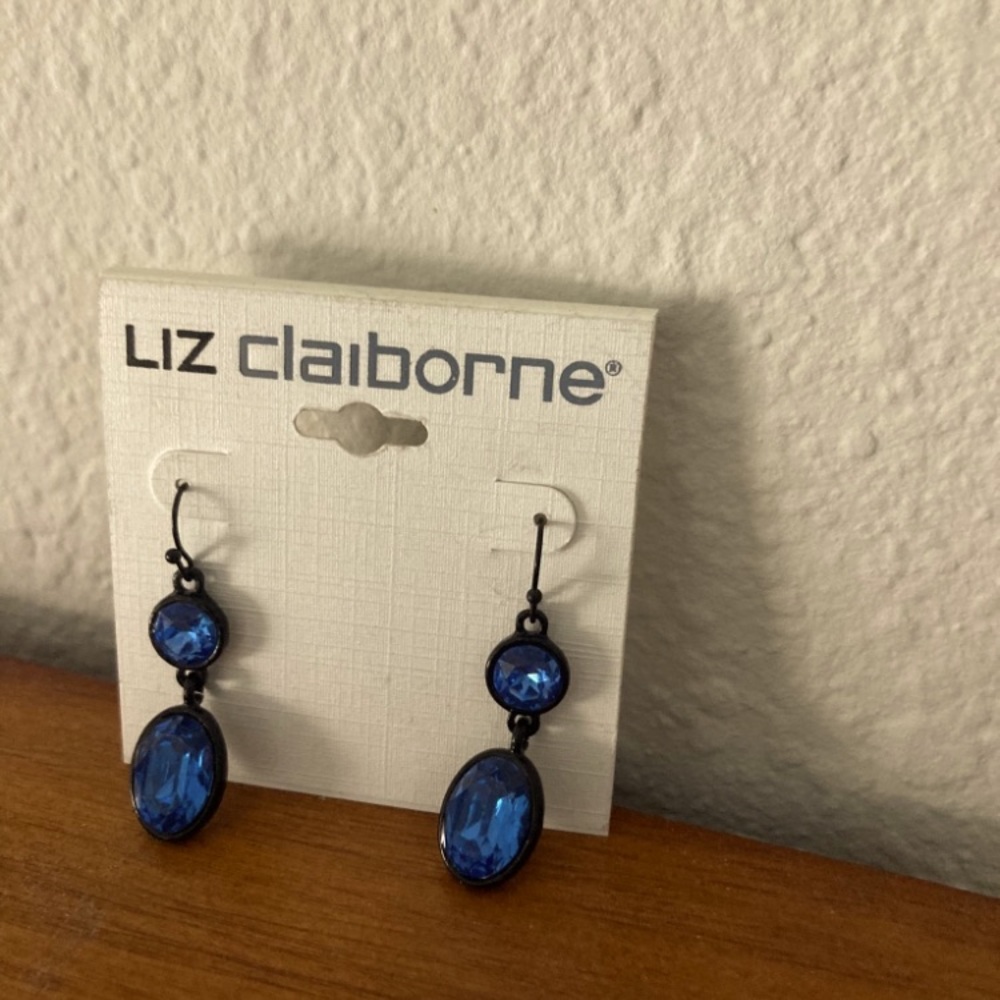 Liz Claiborne Dangle Earrings